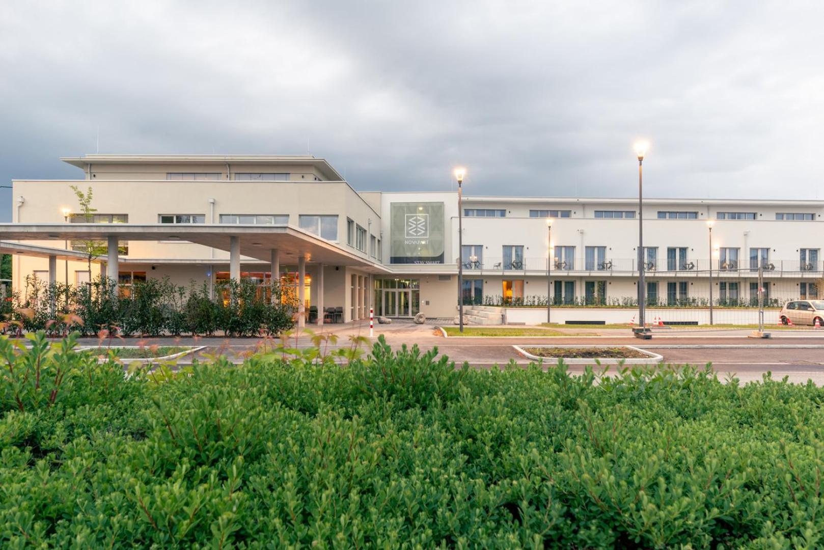 Hotel Novapart Stay Smart Wels Exterior photo